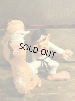 画像1: Weird Ball KARATE SID PVC Figure