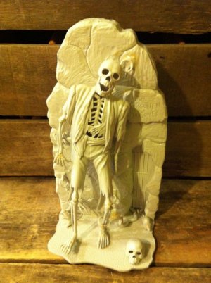 画像1: Skeleton Plastic Model Kit