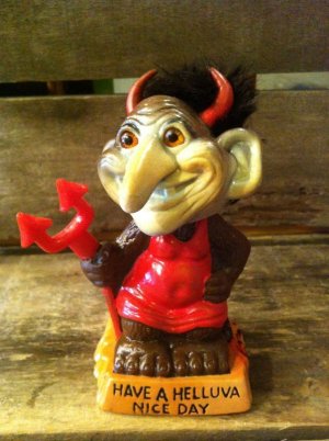 画像1: Red Devil Troll