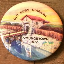 他の写真2: OLD FORT NIAGARA YOUNGS TOWN N.Y. CAN BADGE