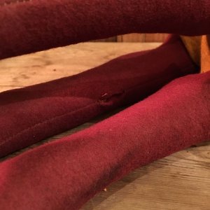 大学のマスコットキャラクター、ビンテージカレッジドール