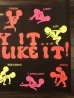 70年代、「Try it You'll Like it」のセックスデザインのブラックライトポスター