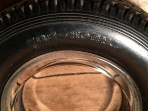 50〜60年代頃のタイヤモチーフのLEE(リー)灰皿