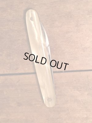 50年代頃の持ち手にシェルが使用されているビンテージポケットナイフ