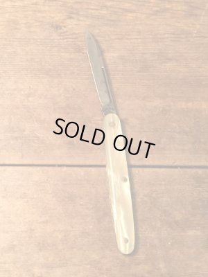 50年代頃の持ち手にシェルが使用されているビンテージポケットナイフ