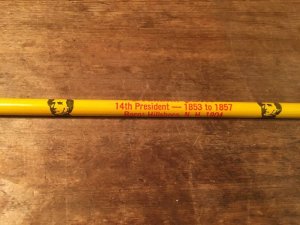 歴代の大統領がデザインされている鉛筆