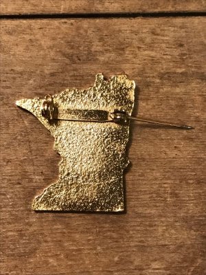 70〜80年代頃のスーベニア物のヴィンテージピンバッチ