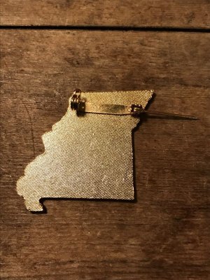 70〜80年代頃のスーベニア物のヴィンテージピンバッチ