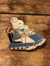 Snoopy Vintage Pin Backs　ビンテージ　スヌーピー　ピンバッジ　スノーモービル　メタル製　70年代　80年代　ヴィンテージ