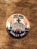 30年代頃のRALLY DAYのビンテージ缶バッジ