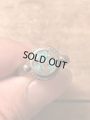 ターコイズのピースマークモチーフのビンテージリング