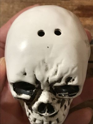 50〜60年代頃のスカルのビンテージソルト&ペッパー