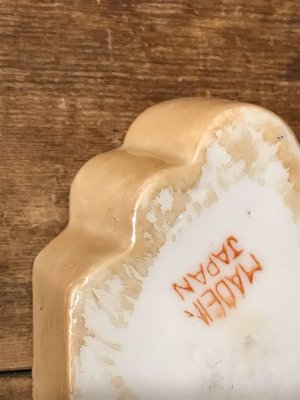 陶器製のトランプモチーフのヴィンテージ灰皿