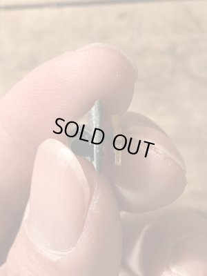 シュライナーの金属製のビンテージピンバッジ