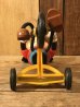 三輪車に乗ったミッキーマウスのヴィンテージフィギュア