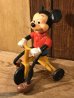 三輪車に乗ったミッキーマウスのヴィンテージフィギュア