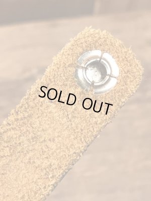 アメリカのスタンダードな名前が書かれたレザー製のヴィンテージブレスレット