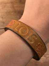 American Name “LOIS”Leather Bracelet　レザー　ビンテージ　ブレスレット　ヒッピー　70年代