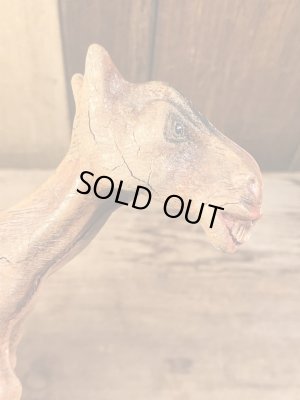 Multi Product Incの馬モチーフのヴィンテージ木彫りの置物