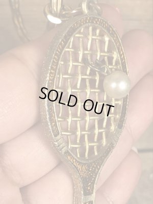 70年代頃〜のパールの玉が付いたテニスラケットのビンテージキーホルダー