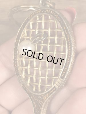 70年代頃〜のパールの玉が付いたテニスラケットのビンテージキーホルダー