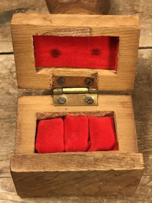 メロイックサインの木彫りの70’sヴィンテージアクセサリーボックス