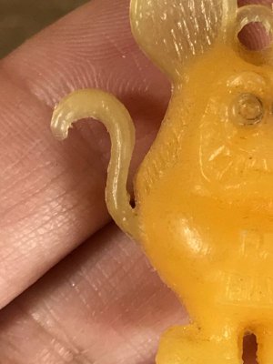 ガムボールマシンのガチャガチャで入っていたラットフィンクの60年代ビンテージチャームフィギュア