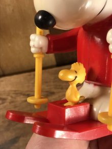 他の写真2: Aviva Peanuts Snoopy Skis Wind Up Toy　スヌーピー　ビンテージ　スキー　トイ　70年代