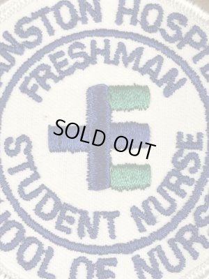 アメリカのカレッジ物(看護学校)の〜70’sヴィンテージ刺繡パッチ
