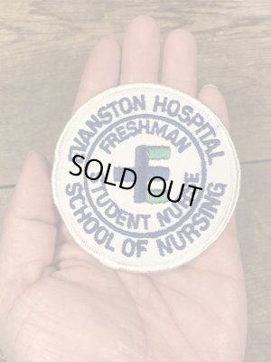 アメリカのカレッジ物(看護学校)の〜70’sヴィンテージ刺繡パッチ