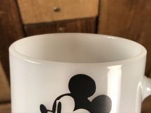 他の写真1: Federal Mickey Mouse Milk Glass Footed Mug　ミッキーマウス　ビンテージ　フッテッドマグ　ミルクグラス　70年代