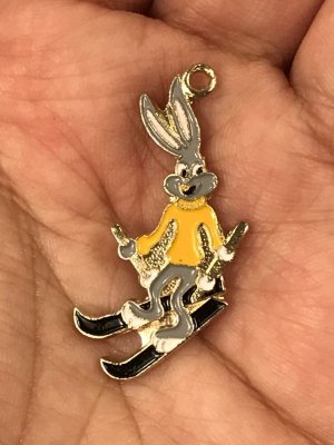 ルーニーテューンズのバッグスバニーの70〜80’sヴィンテージチャーム