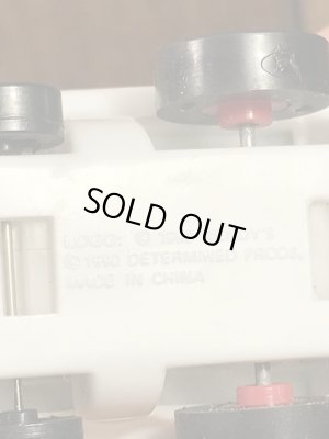 アメリカのファーストフード店ウェンディーズの90年代ビンテージミールトイ