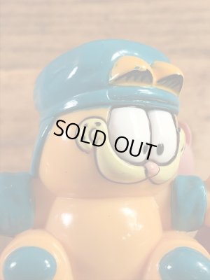 ガーフィールドがスケートボードをしている90’sヴィンテージトイ