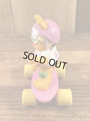 ガーフィールドがスケートボードに乗った80’sヴィンテージPVCフィギュア