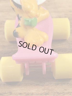 ガーフィールドがスケートボードに乗った80’sヴィンテージPVCフィギュア