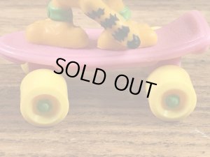 ガーフィールドがスケートボードに乗った80’sヴィンテージPVCフィギュア