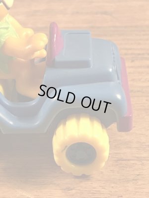 ガーフィールドが四駆に乗った80’sヴィンテージPVCフィギュア