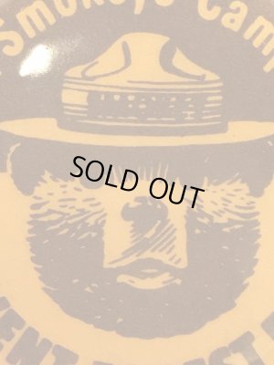 企業キャラクターのスモーキーベアの80’s〜ヴィンテージ缶バッチ