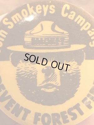 アドバタイジングキャラクターのスモーキーベアの80年代〜ビンテージ缶バッジ