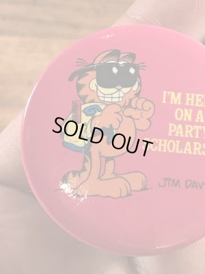 ガーフィールドの金属製のヴィンテージ缶バッチ