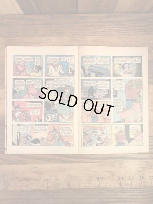 アドバタイジングキャラクターのスモーキーザベアの70年代ビンテージコミックブック