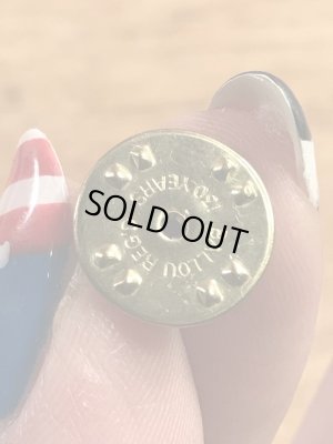 アドバタイジングキャラクターのスモーキーベアの90年代〜ビンテージピンバッジ