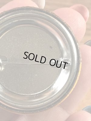 企業キャラクターのスモーキーベアの80’s〜ヴィンテージ缶バッチ