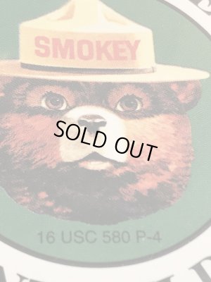 企業キャラクターのスモーキーベアの80’s〜ヴィンテージ缶バッチ