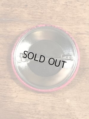 ガーフィールドの金属製のヴィンテージ缶バッチ