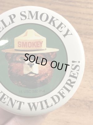 アドバタイジングキャラクターのスモーキーベアの80年代〜ビンテージ缶バッジ