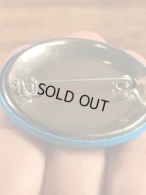 ガーフィールドの金属製のヴィンテージ缶バッチ