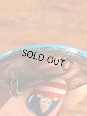 ガーフィールドの金属製のヴィンテージ缶バッチ