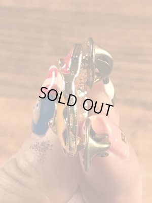 Paws社製のガーフィールドの90年代ビンテージピンバッジ